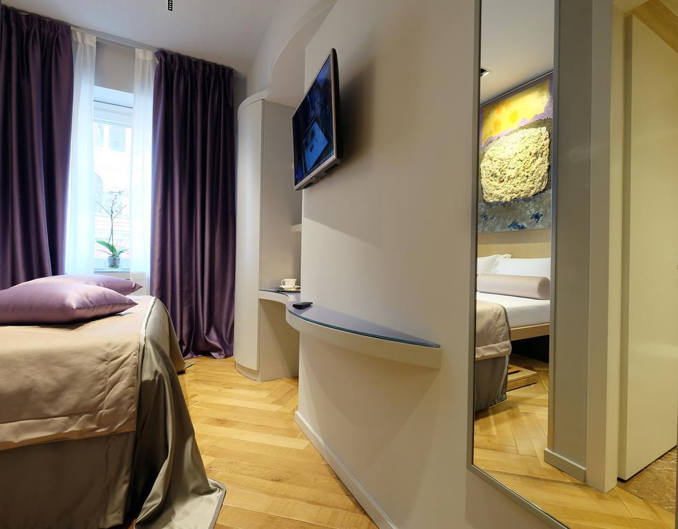 Navona Rooms Rome Room photo